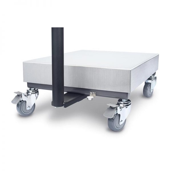 AHATSERVIS_Defender_with_wheels